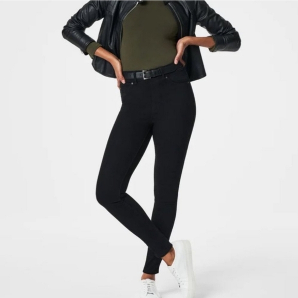 Spanx Ankle Skinny Jeans Size 3X petite Style 20278Q in Clean Black‎ Color - Picture 1 of 12
